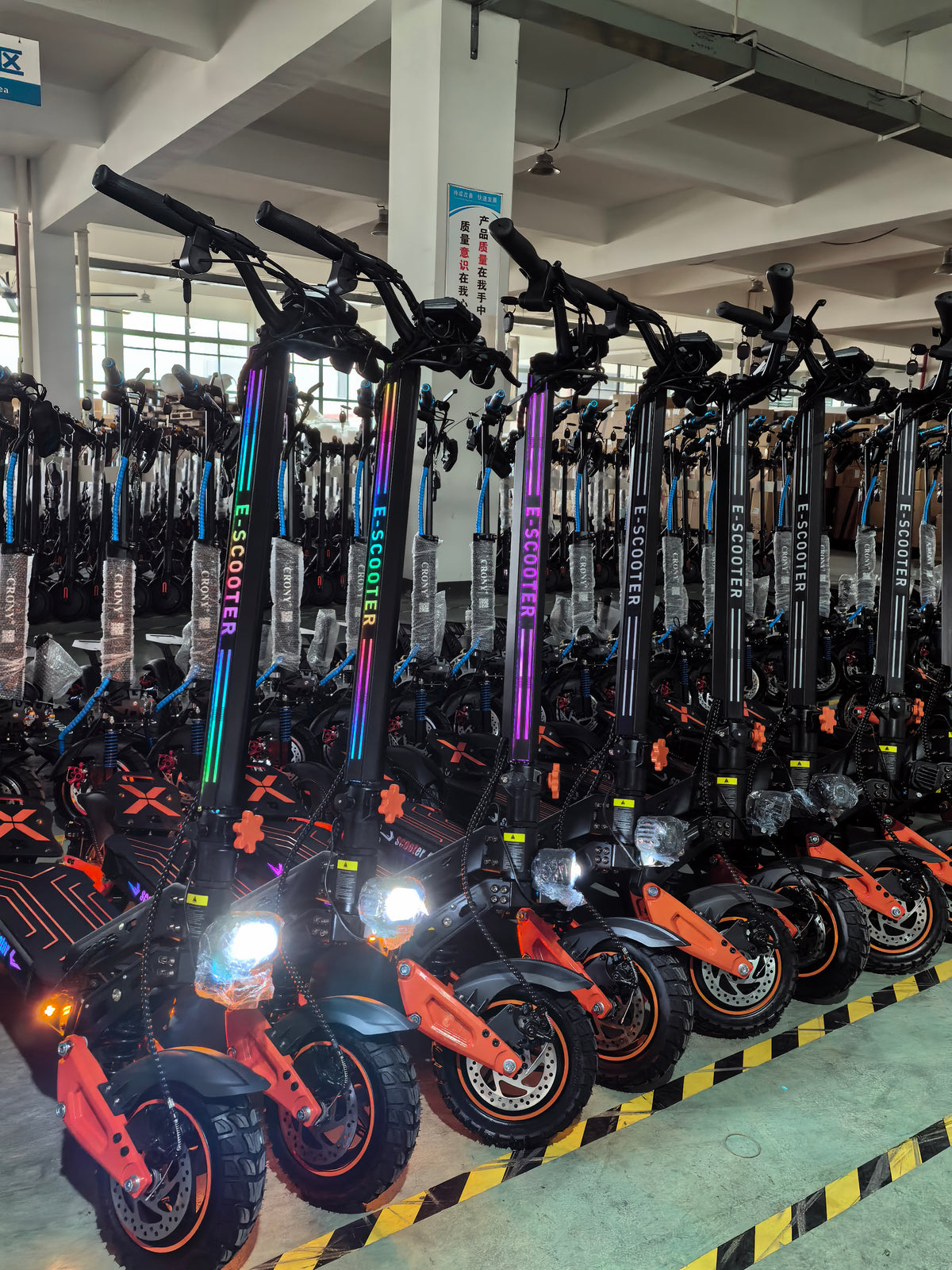 supporting OEM/ODM and LOGO customization，60V 26AHDual-drive lithium battery folding scooters, two-wheel flatbed scooters